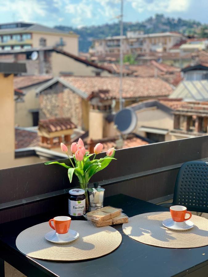 Magic Place Bergamo! Relax Apartment With Terrace In The Heart Of The City Luaran gambar